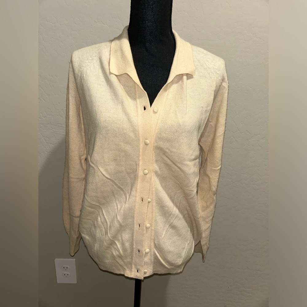 Vtg natural fiber cream lambswool blend collared button down cardigan